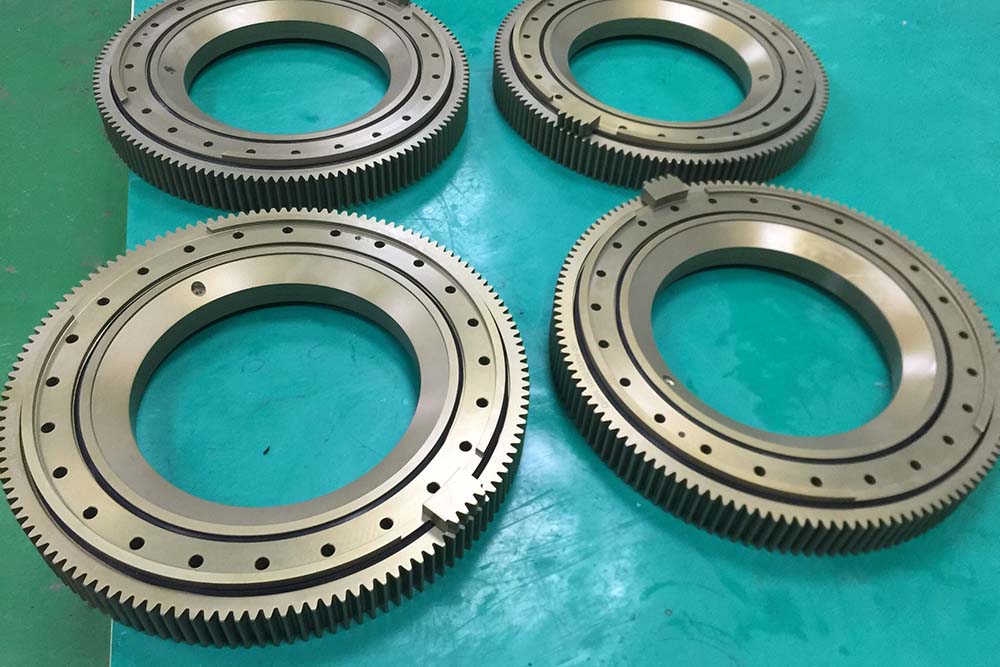 What are applications and features of Wire Race Bearings?
